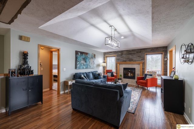 13478 Camden Avenue, Omaha, NE 68164