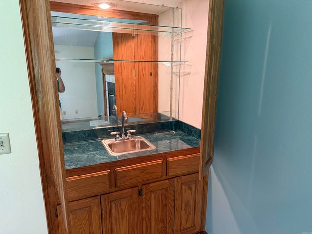 319 Snead Dr., Fairfield Bay, AR 72088