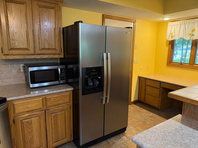 319 Snead Dr., Fairfield Bay, AR 72088