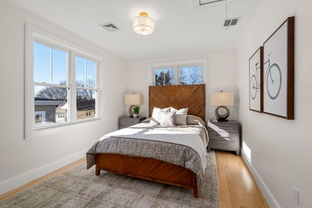 24 Morton St 1, Watertown, MA 02472