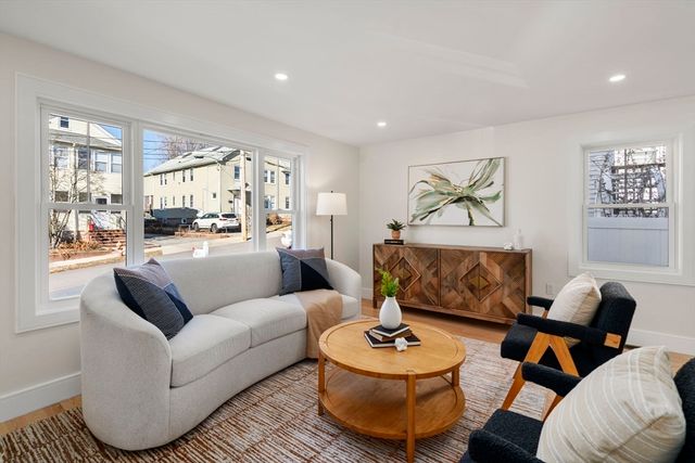 24 Morton St 1, Watertown, MA 02472