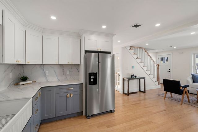 24 Morton St 1, Watertown, MA 02472