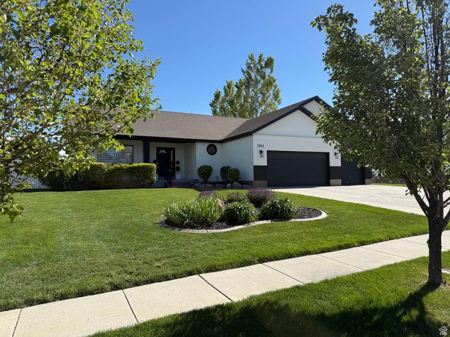 3987 W RED TAIL DR, Riverton, UT 84065