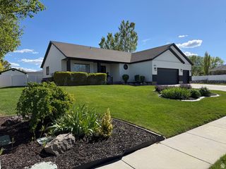 3987 W RED TAIL DR, Riverton, UT 84065