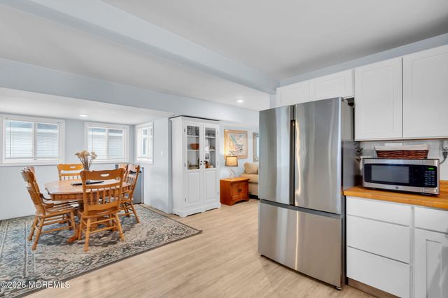 375 E Barnegat Avenue, Bayville, NJ 08721