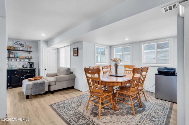 375 E Barnegat Avenue, Bayville, NJ 08721
