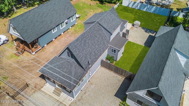 375 E Barnegat Avenue, Bayville, NJ 08721