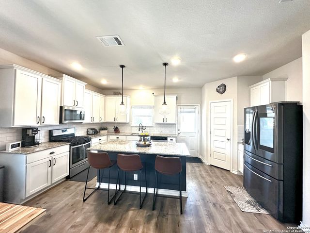 624 Able Bluff, Cibolo, TX 78108