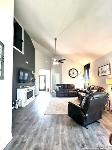 624 Able Bluff, Cibolo, TX 78108