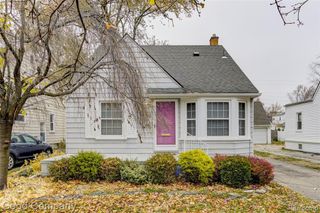 960 Columbia Road, Berkley, MI 48072