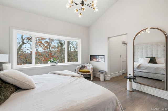 40 W View Drive, Upper Brookville, NY 11771