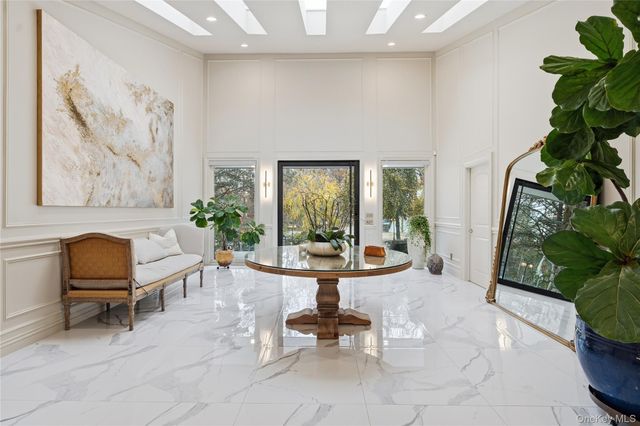 40 W View Drive, Upper Brookville, NY 11771