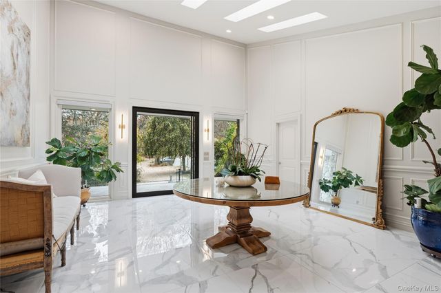 40 W View Drive, Upper Brookville, NY 11771