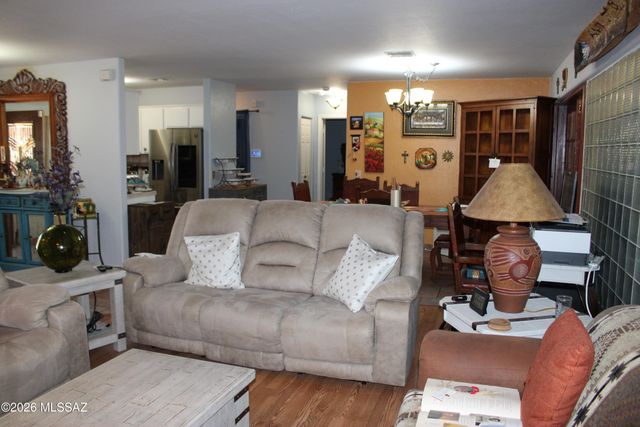 188 Calle Pulpo, Rio Rico, AZ 85648