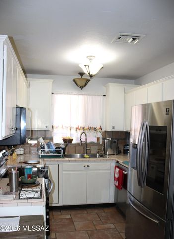 188 Calle Pulpo, Rio Rico, AZ 85648
