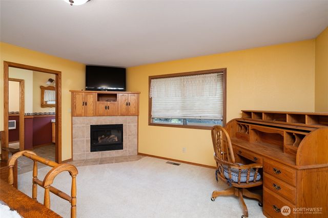 7492 Russell Road, Concrete, WA 98237