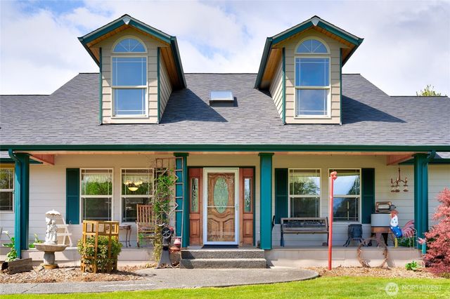 7492 Russell Road, Concrete, WA 98237