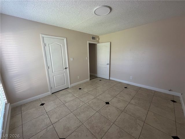 1515 East Reno Avenue 201, Las Vegas, NV 89119
