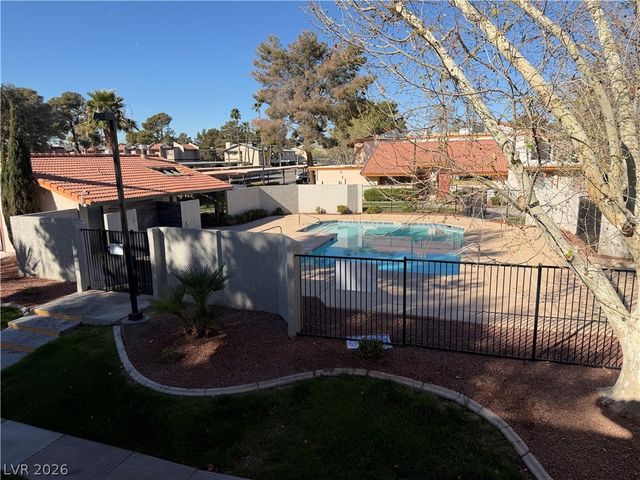 1515 East Reno Avenue 201, Las Vegas, NV 89119