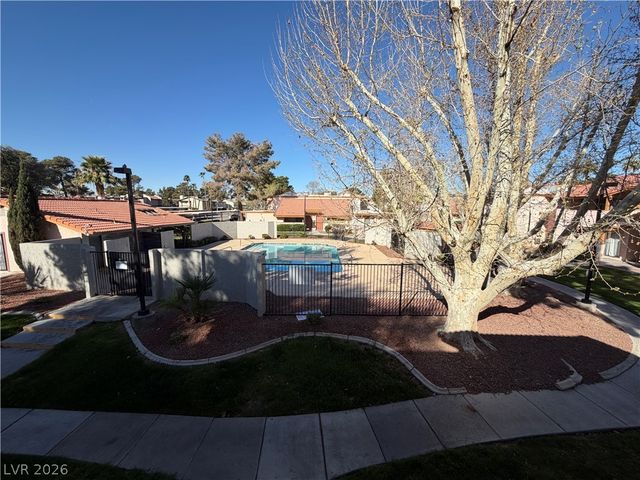 1515 East Reno Avenue 201, Las Vegas, NV 89119