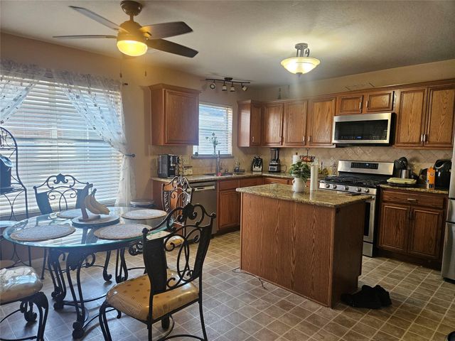 3226 Amber Meadow Drive, Katy, TX 77449