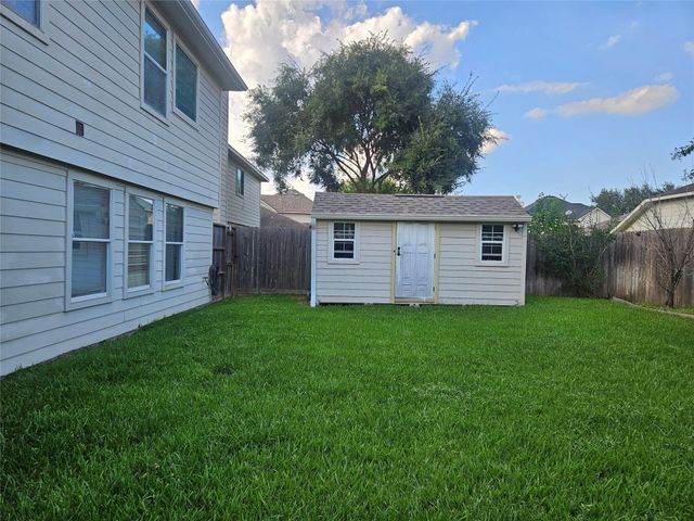 3226 Amber Meadow Drive, Katy, TX 77449