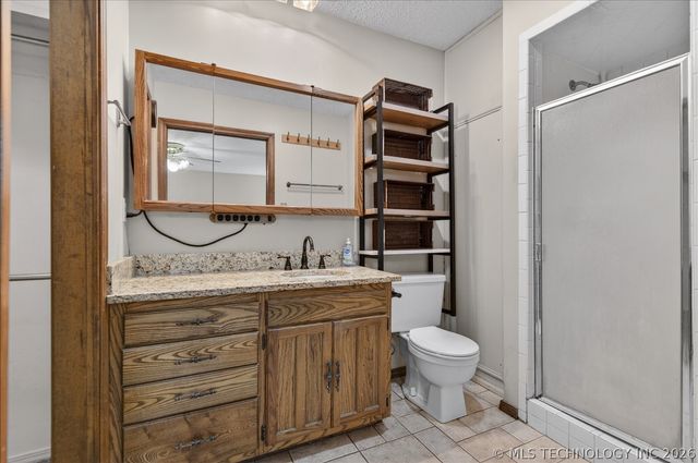 1135 Meadow Lane, Bartlesville, OK 74006