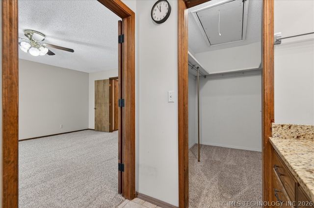 1135 Meadow Lane, Bartlesville, OK 74006