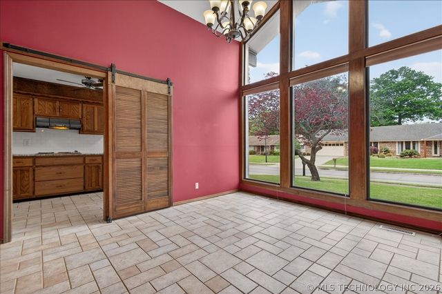 1135 Meadow Lane, Bartlesville, OK 74006
