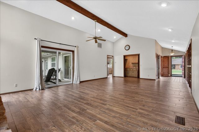 1135 Meadow Lane, Bartlesville, OK 74006