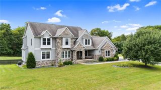 5340 Summerwood Drive, Seville, OH 44273