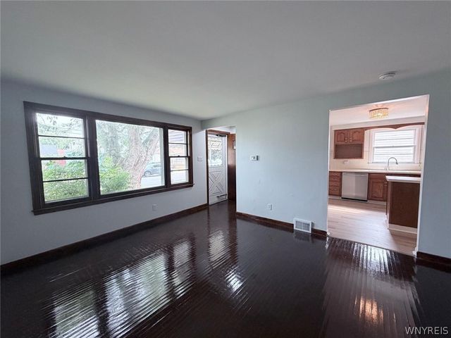 124 Kamper Avenue, Buffalo, NY 14210