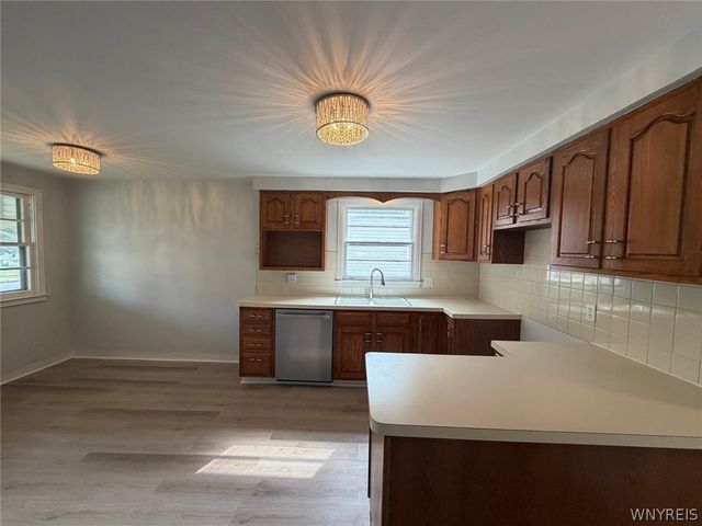 124 Kamper Avenue, Buffalo, NY 14210