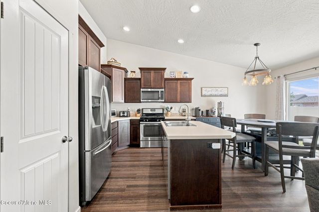 3247 N Woodford ST, Post Falls, ID 83854
