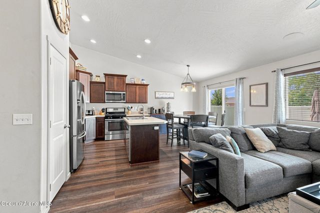 3247 N Woodford ST, Post Falls, ID 83854