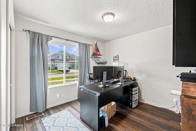 3247 N Woodford ST, Post Falls, ID 83854