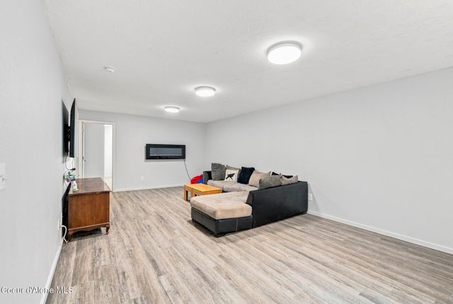 3247 N Woodford ST, Post Falls, ID 83854