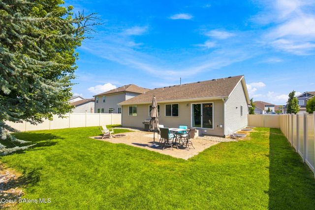 3247 N Woodford ST, Post Falls, ID 83854