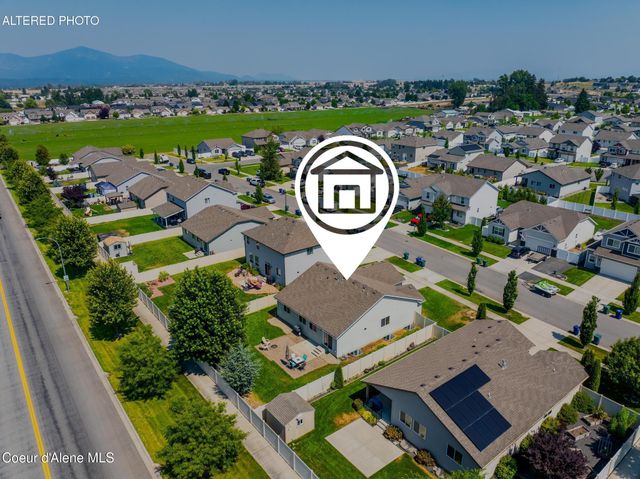 3247 N Woodford ST, Post Falls, ID 83854