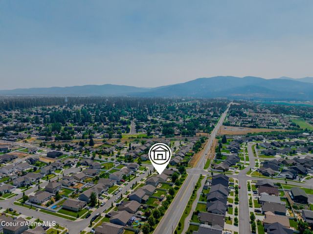 3247 N Woodford ST, Post Falls, ID 83854