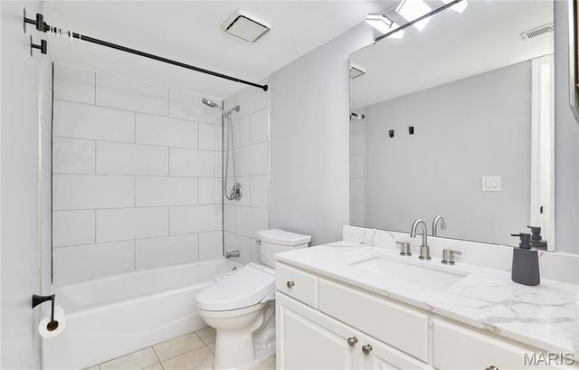 1501 High School Drive, St Louis, MO 63144