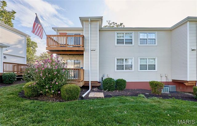 1501 High School Drive, St Louis, MO 63144