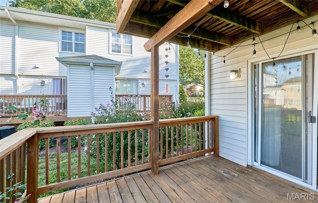 1501 High School Drive, St Louis, MO 63144