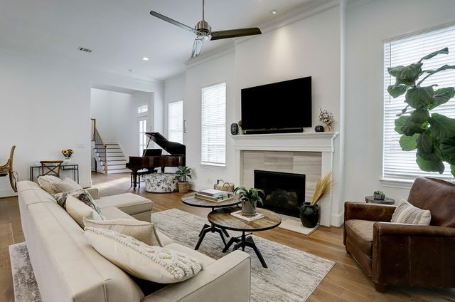 2512 Hollister Street, Houston, TX 77080