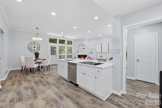 13501 Krislyn Woods Place, Charlotte, NC 28278