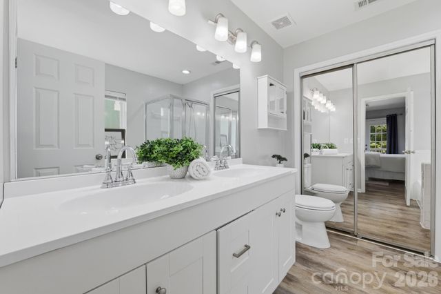 13501 Krislyn Woods Place, Charlotte, NC 28278
