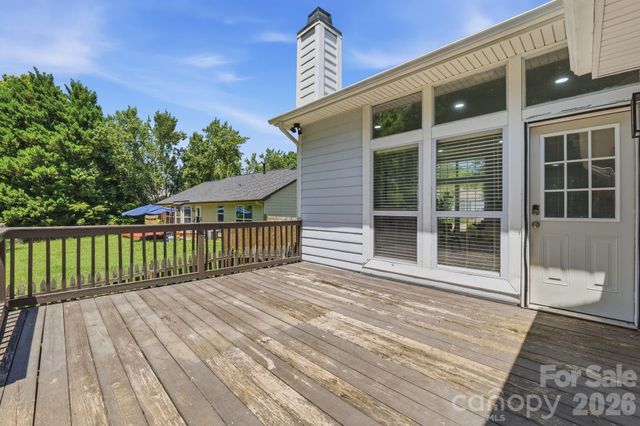 13501 Krislyn Woods Place, Charlotte, NC 28278