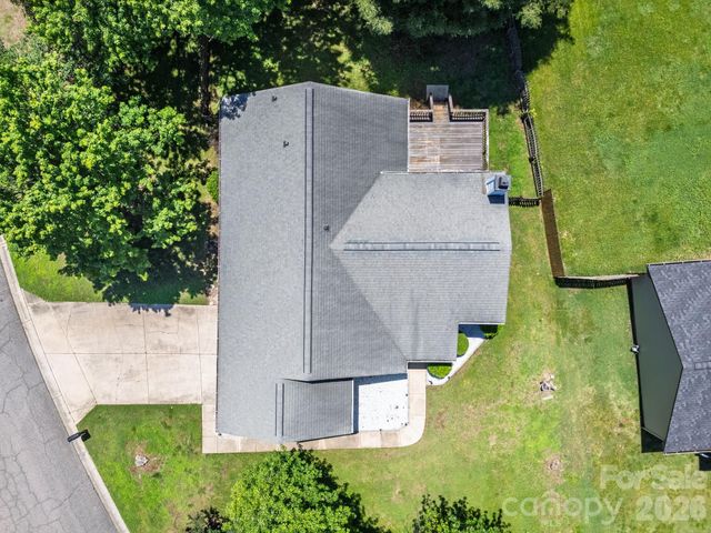 13501 Krislyn Woods Place, Charlotte, NC 28278