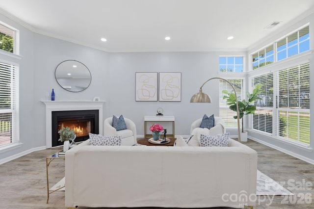 13501 Krislyn Woods Place, Charlotte, NC 28278