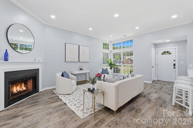 13501 Krislyn Woods Place, Charlotte, NC 28278